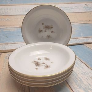 5 Shelbourne By Japan Berry Bowls